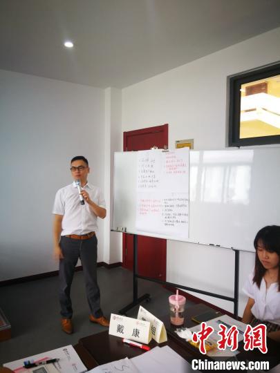 ���Ǳ��ں��݄��I��ƴ�����L�� ���D