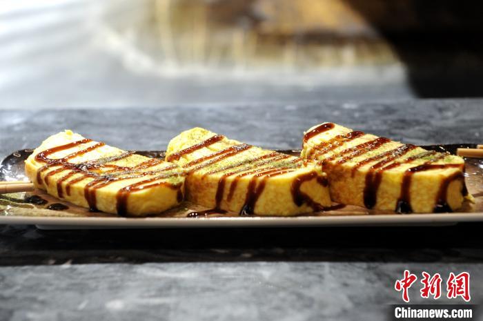 “入云屋”里別具風(fēng)味的臺式鐵板料理。 張金川 攝