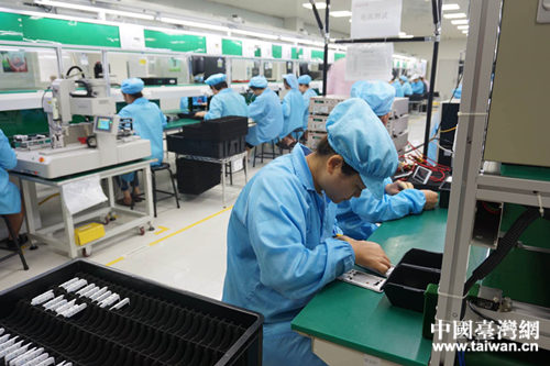 參觀宜賓智能終端產業園 參觀宜賓智能終端產業園