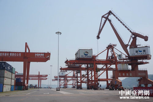 參觀四川宜賓港 參觀四川宜賓港