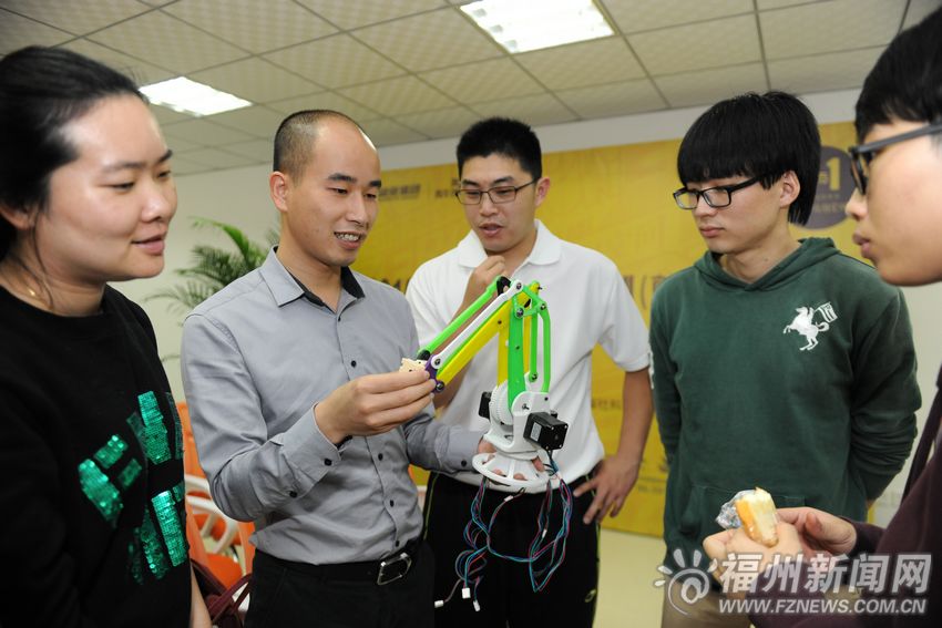 兩岸青年在福州研習獲益多 研習班持續到5月5日