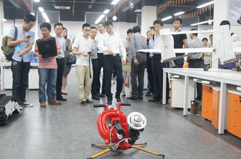 �����C����