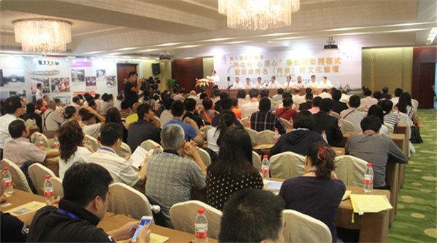 �װ���ǰ���S�ร���˱����x�l(xi��ng)���������ڵ���λ�ɺ����_���\�����������������������