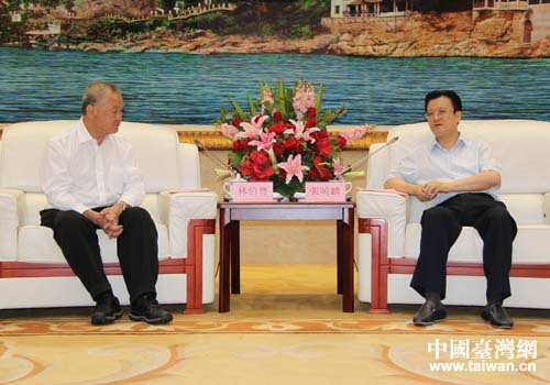 �й��R��ɽ��ί��ӛ�������(hu��)Ҋ�_(t��i)�����̅f(xi��)�M(j��n)��(hu��)�����L(zh��ng)���_(t��i)�����F(tu��n)�����L(zh��ng)�ֲ��S