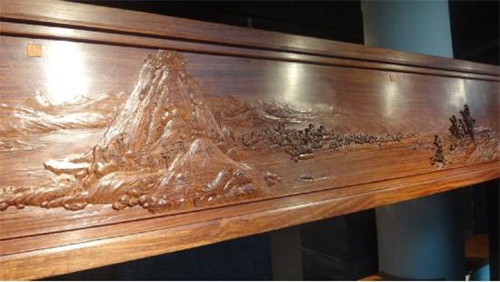 紅木版《富春山居圖》臺灣展出 紅木版《富春山居圖》臺灣展出