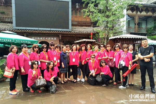 ���L�Fһ�к�Ӱ����