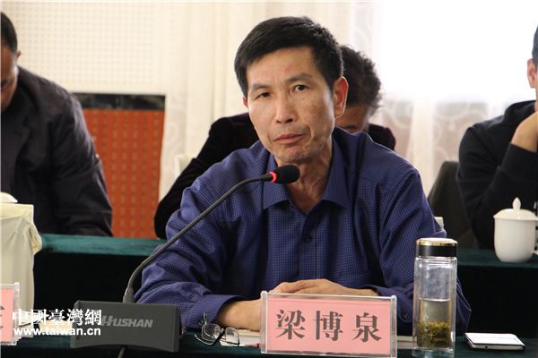 安康市委統(tǒng)戰(zhàn)部常務(wù)副部長、安康市電視臺臺長梁博泉在座談會上致辭。(中國臺灣網(wǎng) 趙苗青 攝) 安康市委統(tǒng)戰(zhàn)部常務(wù)副部長、安康市電視臺臺長梁博泉在座談會上致辭。(中國臺灣網(wǎng) 趙苗青 攝)