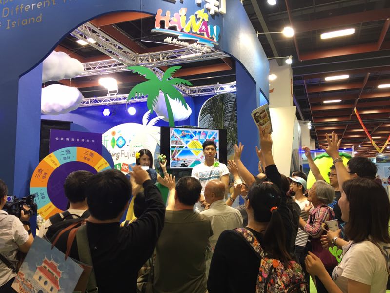 ���w�(y��n)���ϣ���һ�ӵĺ��u�������ƽ���ڸ�������e�k