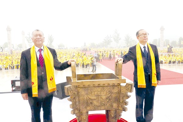 ȫ��(gu��)���f(xi��)����ϯ�κ��f���󣩣�ʡί��ӛ��ʡ�˴�ί��(hu��)���������ң��ң�����ʥ�T��