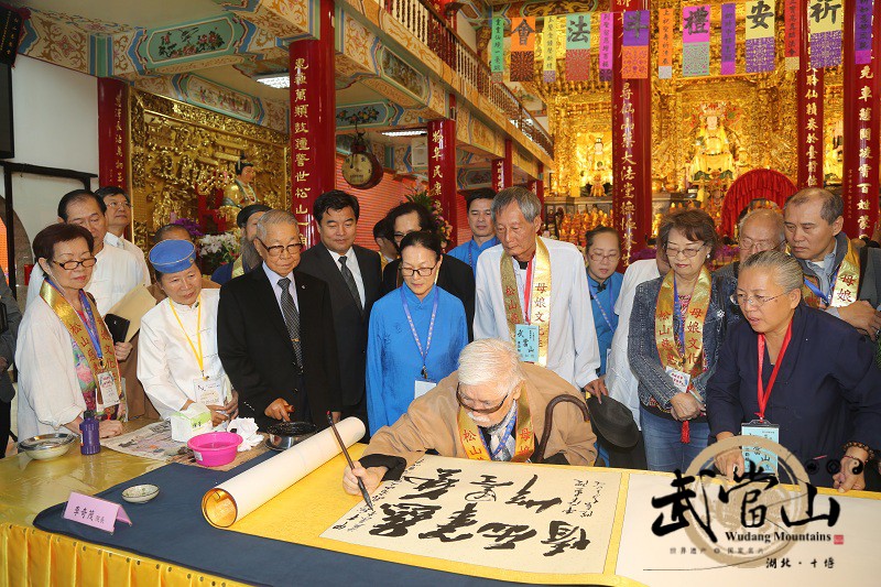 ��(d��ng)������̩������ï���䮔(d��ng)ɽ�����ϵ��_(t��i)��Ѳ���}��ī��