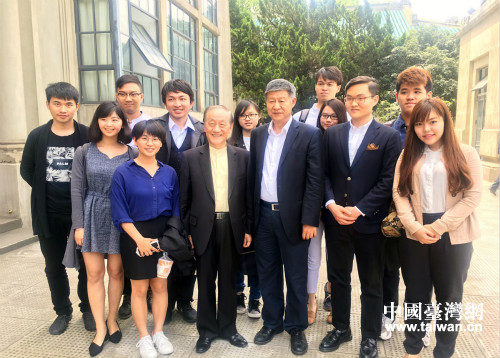 �_�����h��ϯ��Ľ��һ���c�������Մ����vʷ