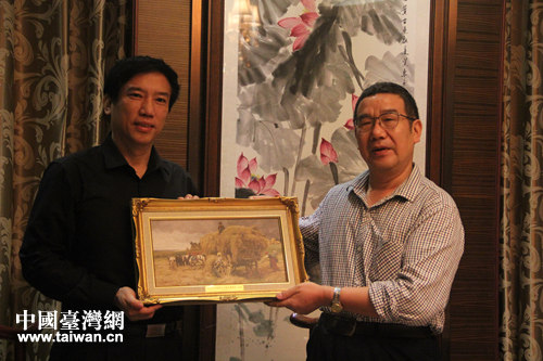 �_��ý�w�c�����_�k��ٛ�Y��