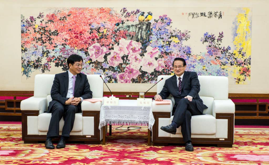 2017��4��18���������Lɳ��ί�ן��t��ӛ��Ҋ�_�����������̘I�y�ж����L�ΠN��