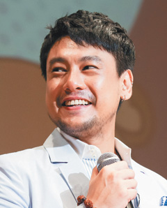 朱孝天疑戀上內地嫩模盼早日當爹(圖)