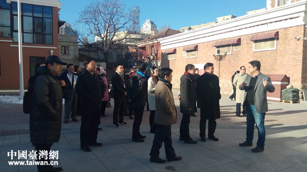 臺灣政經代表交流考察團到我區創業公社參觀考察。 臺灣政經代表交流考察團到我區創業公社參觀考察。