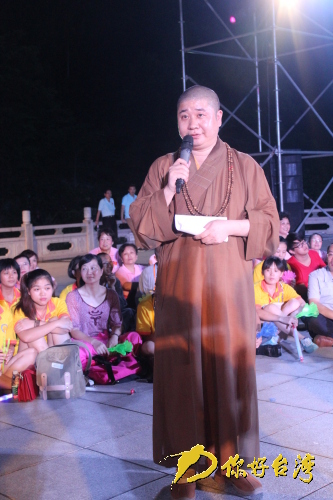 �t���������]Ļ�~�����E �z��