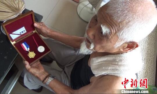 ����ϱ��������𣺠�������ʬ�w��ƽ7����ɽ��