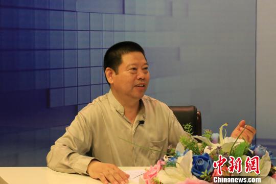 �Ї����f(xi��)����(hu��)�L:�ɰ�������������P(y��ng)���y(t��ng)�Ļ�