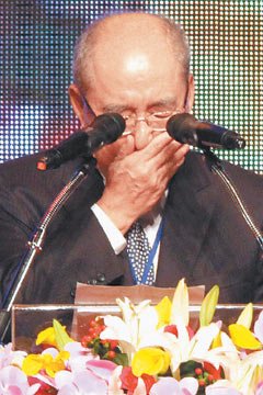 吳伯雄在致辭時飆淚。圖自臺灣《聯(lián)合報》