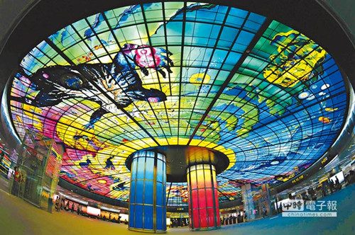 高雄捷運(yùn)兩地鐵站獲列“全球8大最美地鐵站”(圖)