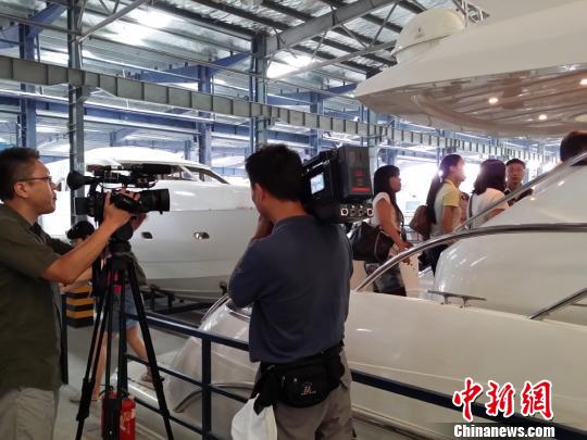 ����8��1�գ����{�ɰ�ý�w���L�����ͧ��һ�ɡ���̫�(y��ng)�B��ͧ�ɷ����޹�˾���������z