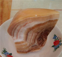 �����ڳ�һ�|����ǰʯ�^ �������廨��