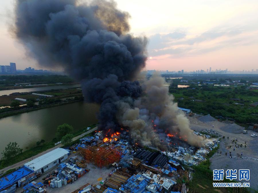 #��ͻ�l(f��)�¼����Ϸ�񘍏�C(j��)��(ch��ng)�U�f�ѷ���ʧ��