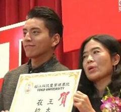 �����24�q߀���һ���W(xu��)У�����O(sh��)Ӌ�n��