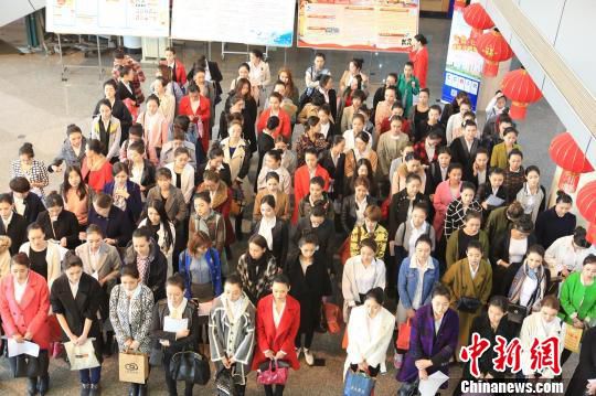 �Ϻ��½��гˈ����˔����vʷ�¸�