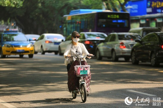 ����ȫ�����b�������ߜ� �u���z