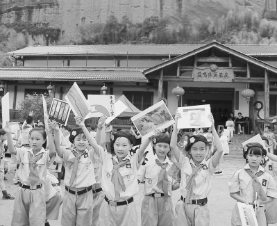 嫁接臺味,玩出“曬太陽做夢”的農場