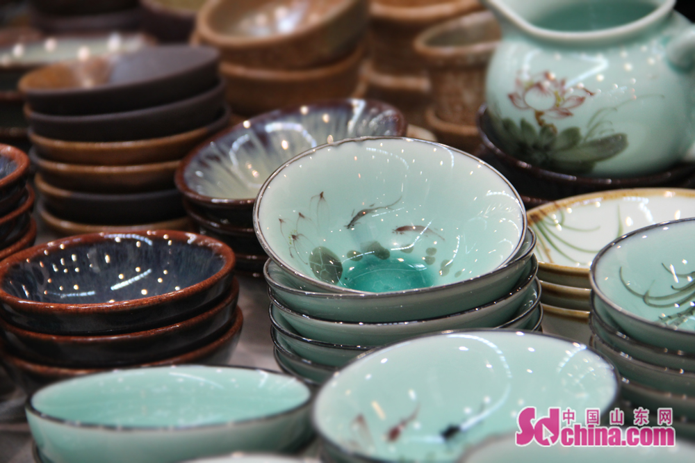 ̽�����_�����{�ɰ����[�� �R�����׾����C��