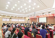 ��31�l���Ĵ����ɶ��М��݅^�e�O�f���_����Ů��W��һ����λ��