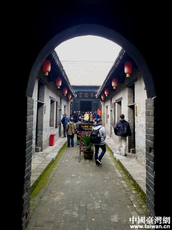 訪古鎮(zhèn)拜關(guān)公 兩岸同胞文相通血相連 訪古鎮(zhèn)拜關(guān)公 兩岸同胞文相通血相連