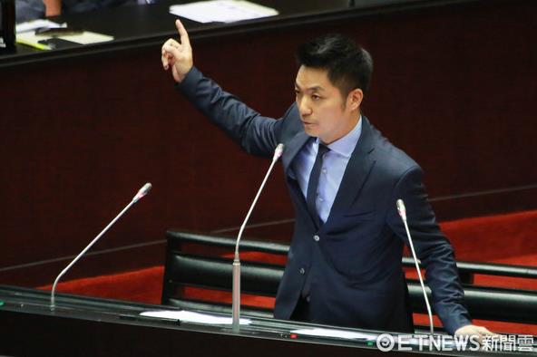 每月工作336小時積假出境游? 網友酸:22k能去哪 醫院or太平間? 每月工作336小時積假出境游? 網友酸:22k能去哪 醫院or太平間?