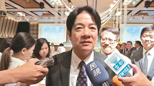 蔡英文賴清德在南部大本營民調(diào)暴跌,因此事被選民拋棄? 蔡英文賴清德在南部大本營民調(diào)暴跌,因此事被選民拋棄?