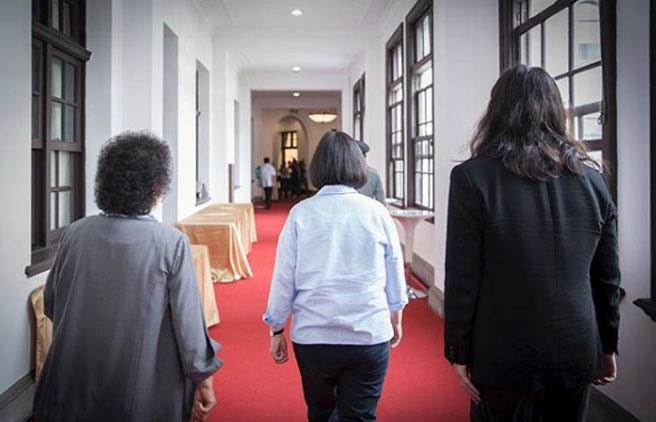 民怨滔滔黨怨四起 蔡英文的應對竟是找茬罵大陸 民怨滔滔黨怨四起 蔡英文的應對竟是找茬罵大陸