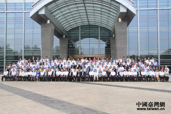 ���ԃɰ����W�硢���ɽ猣�ҌW�߹�210���˺�Ӱ����