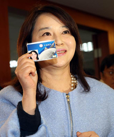 臺名嘴周玉寇爆料 國民黨否認收頂新2億政治獻金(圖) 臺名嘴周玉寇爆料 國民黨否認收頂新2億政治獻金(圖)