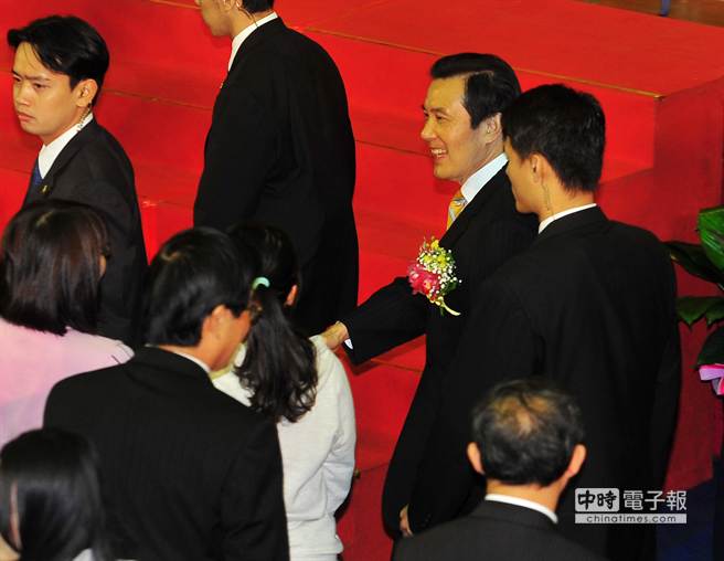 馬英九20日參加臺(tái)北商業(yè)大學(xué)97周年校慶 馬英九20日參加臺(tái)北商業(yè)大學(xué)97周年校慶