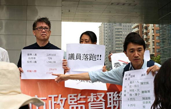 ���_�������O���������h�T�����I��н�������x����ί���������_ý�D��