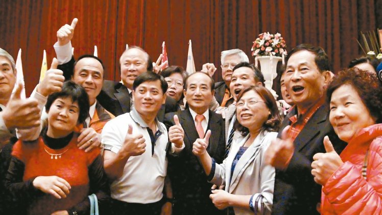 再被拱參選2016 王金平依舊淡定回應(yīng):“立法院”忙得很 再被拱參選2016 王金平依舊淡定回應(yīng):“立法院”忙得很