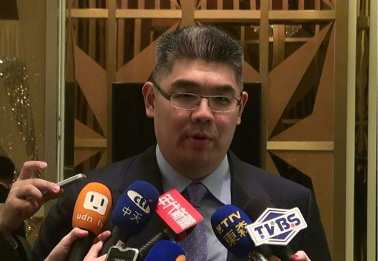 �B����ǰĻ�ţ������ܰѡ� �f�����C�������z��