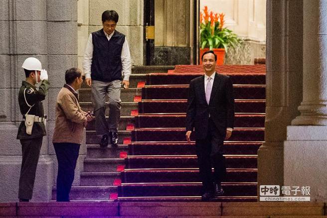 �����������RӢ���k���Ҵ��T�x�_