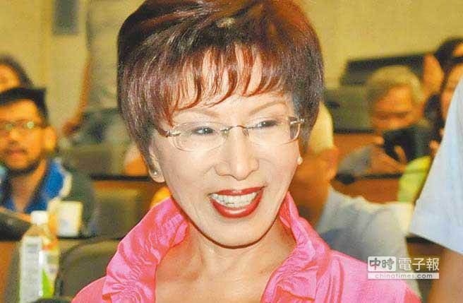 洪秀柱戰袍加身 洪秀柱戰袍加身