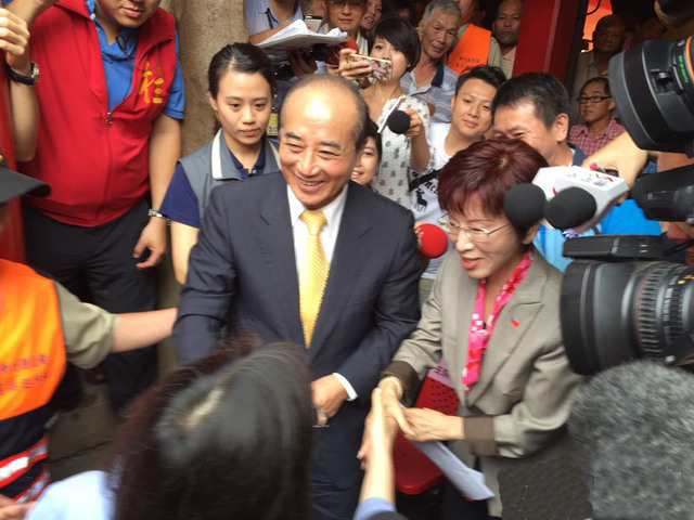 ��Ӣ�ģ�����(du��)�ߣ��c����������һ����������