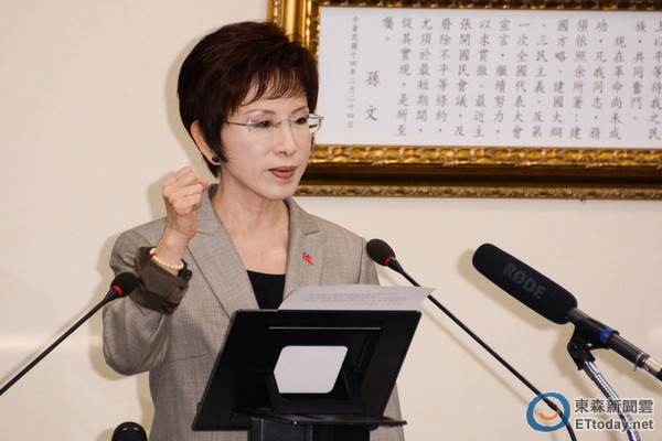 洪秀柱再向蔡英文下戰帖:11月每周1場電視辯論! 洪秀柱再向蔡英文下戰帖:11月每周1場電視辯論!