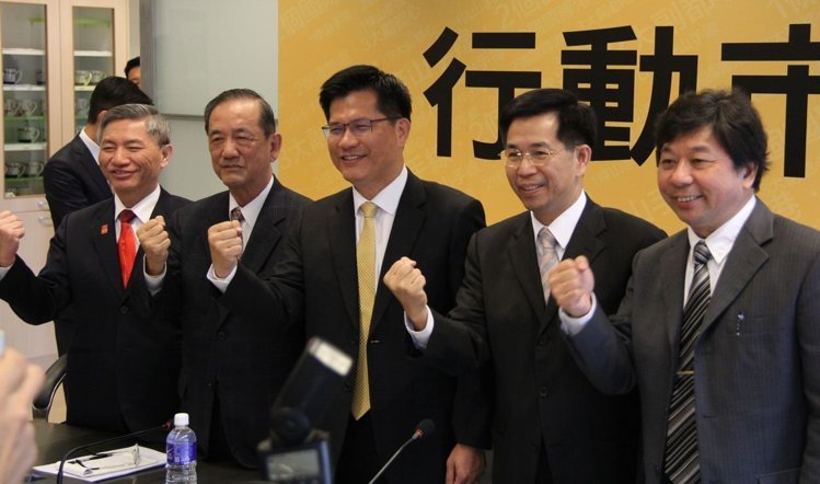 有“地下市長(zhǎng)”之稱的顧問(wèn)拒答詢 引爆臺(tái)中府會(huì)之爭(zhēng) 有“地下市長(zhǎng)”之稱的顧問(wèn)拒答詢 引爆臺(tái)中府會(huì)之爭(zhēng)