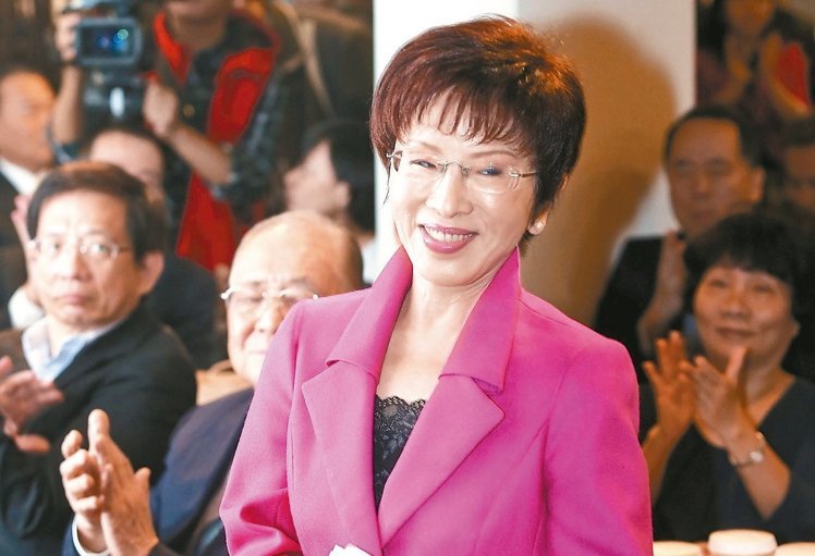 �]���ꡰ���y(t��ng)��·�ĺ������x�����h��ϯ�ж��h(yu��n)�����D/��(li��n)�ψ󡷣�