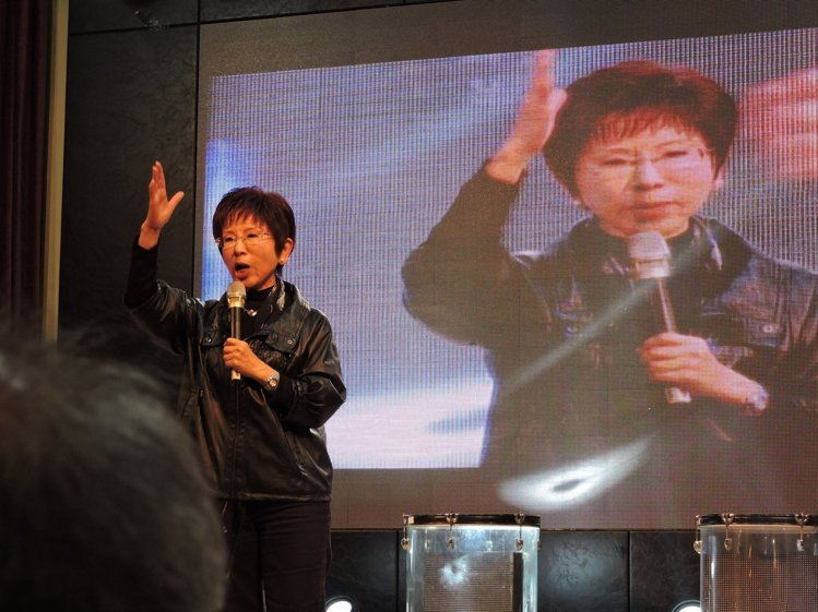 ���������Ϻ����_�� ��һ��׌�����h���D��(�D)